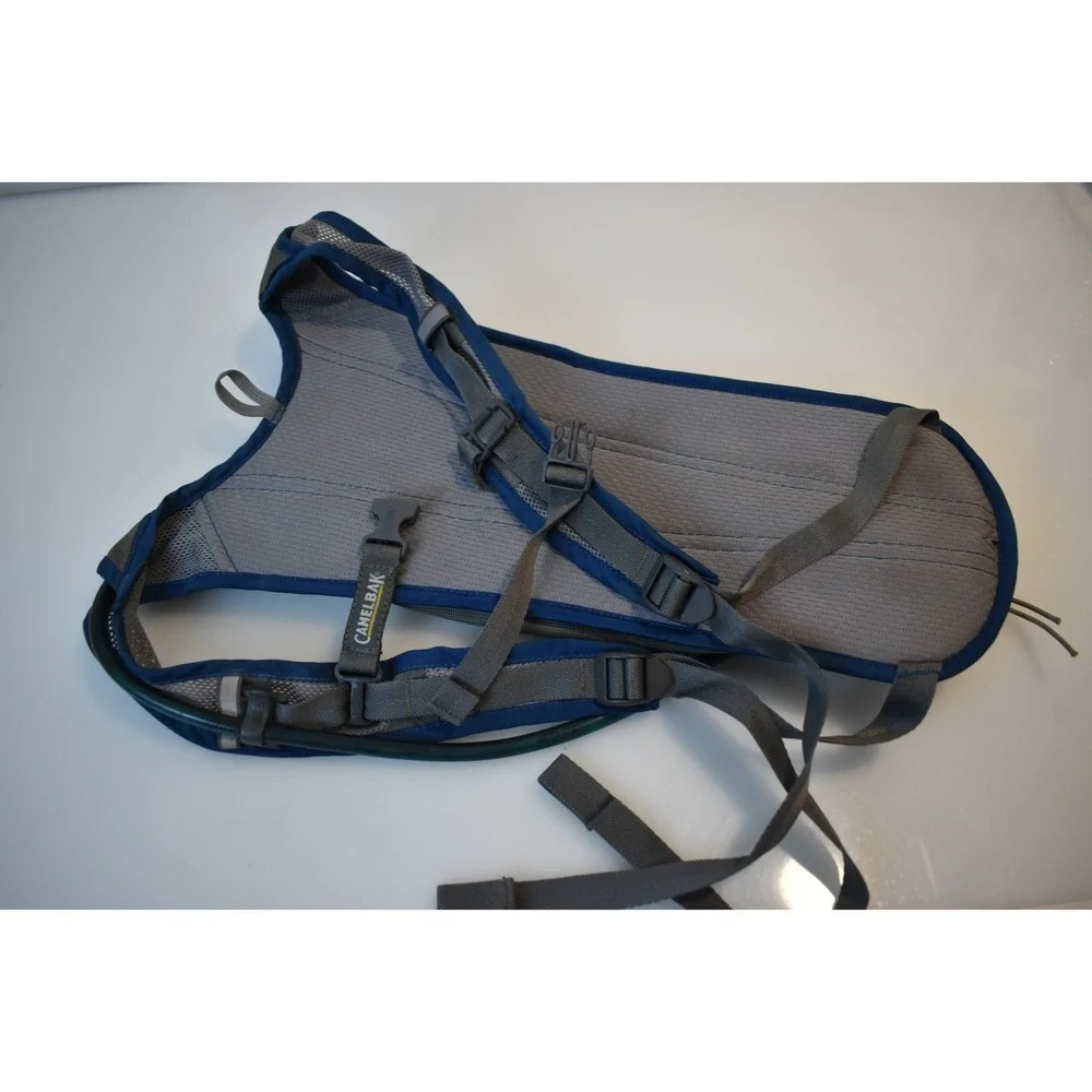 CamelBak Classic Light Bike Hiking Running Hydration Pack Blue/Gray w/ Bladder